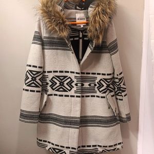 BB Dakota Winter Coat size Small